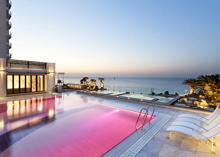 Paradise 5*