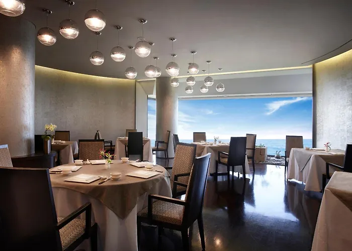 Paradise Hotel 5*